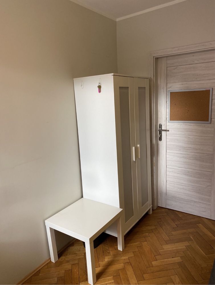 Pl. Kromera/Korona Krzywoustego 63. Dla stdentów/młodzi pracujący.