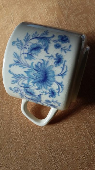 2 Bonitas chávenas de chá