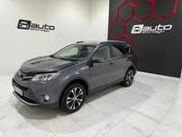 Toyota RAV4 Rezerwacja