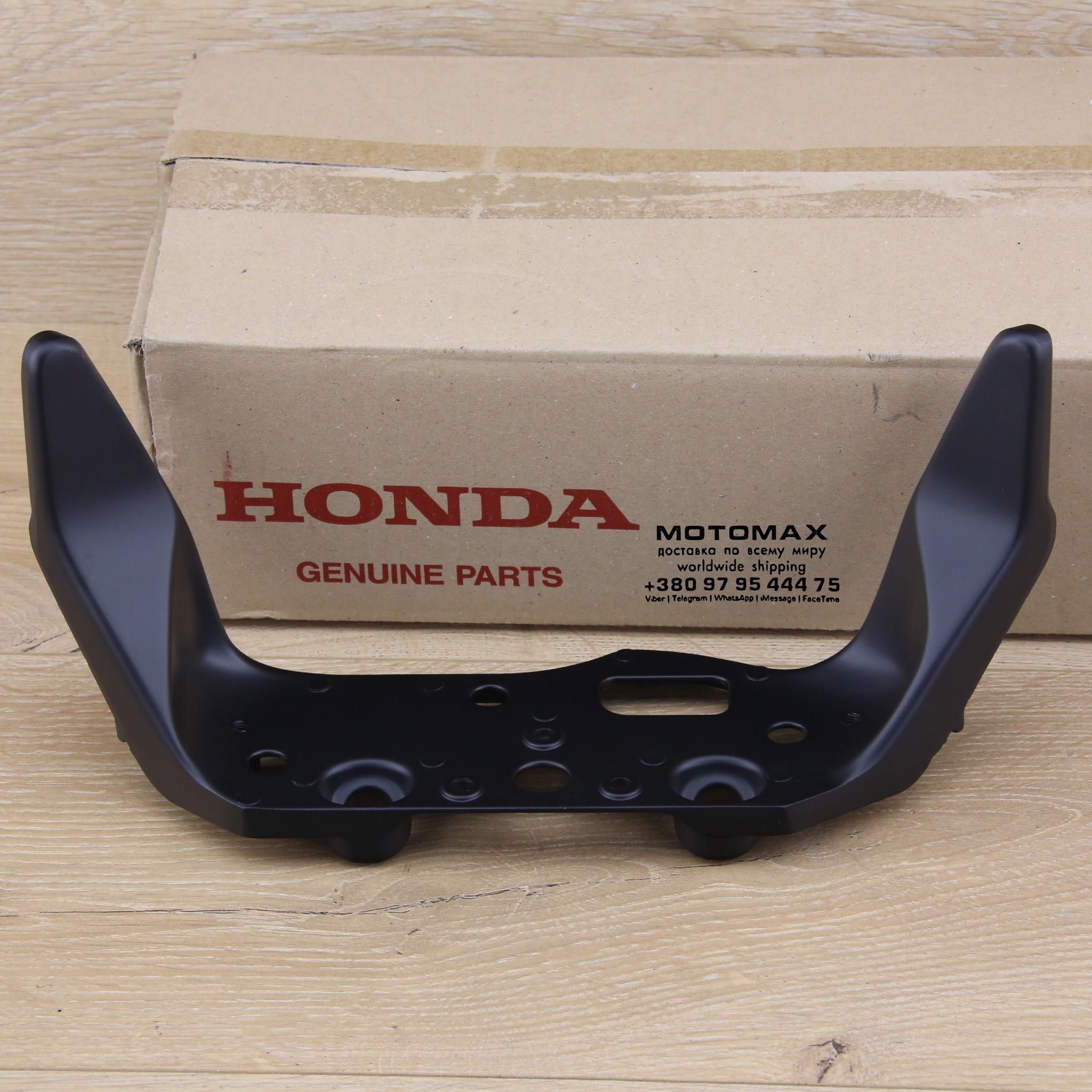 Крышка генератора HONDA CBR600F4i новая оригинал в наличии