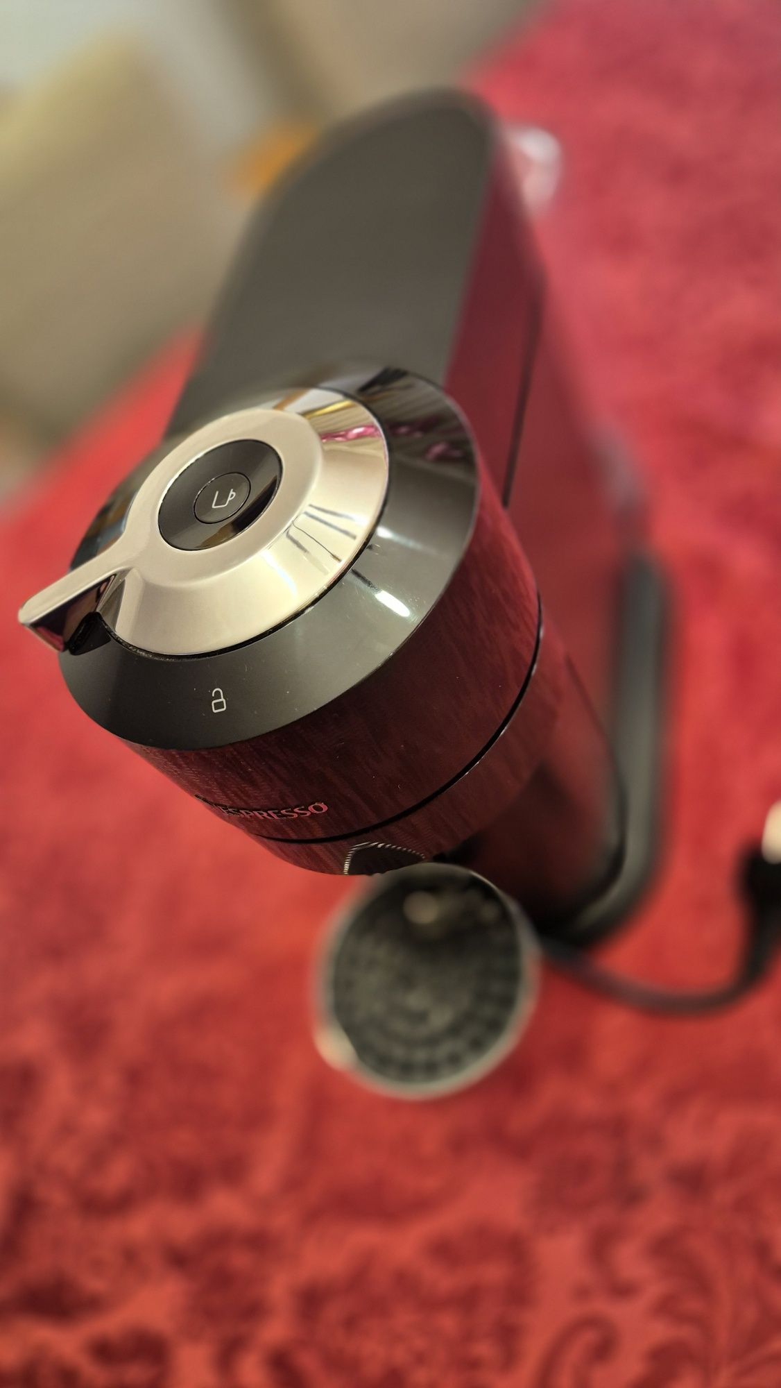 Máquina de café Nespresso Vertuo