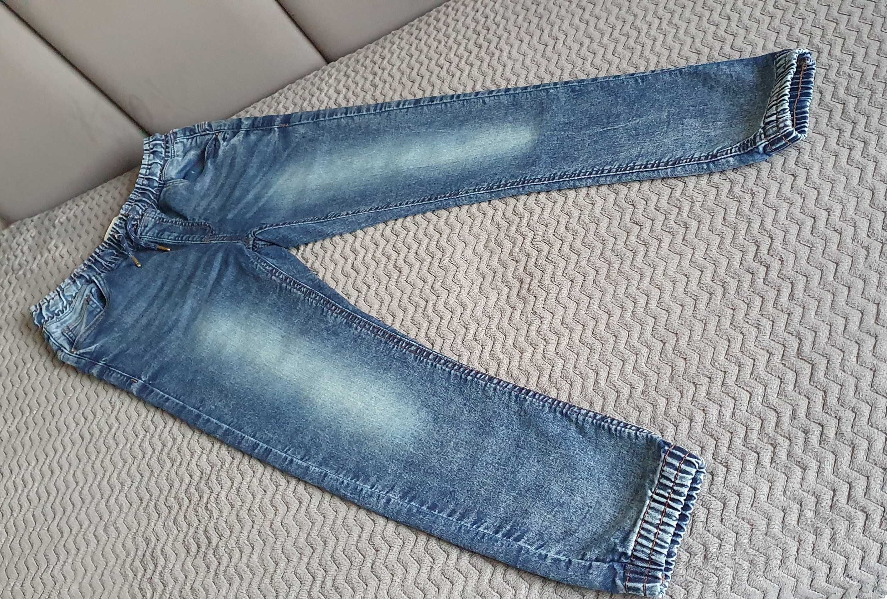 Reserved jeansowe joggery 158cm