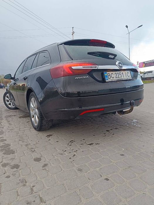 Продам opel insignia
