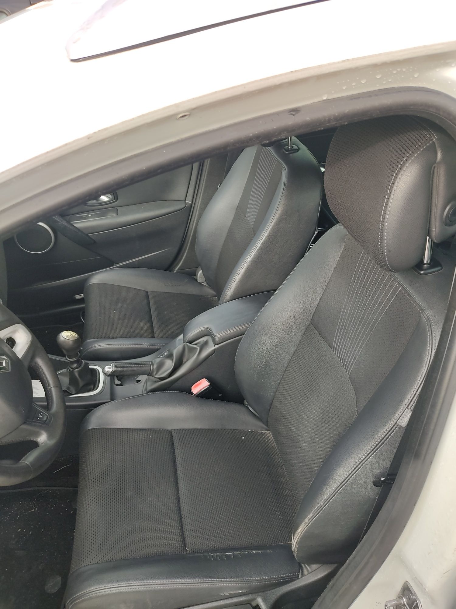 Peças Renault Megane III sw 1.4