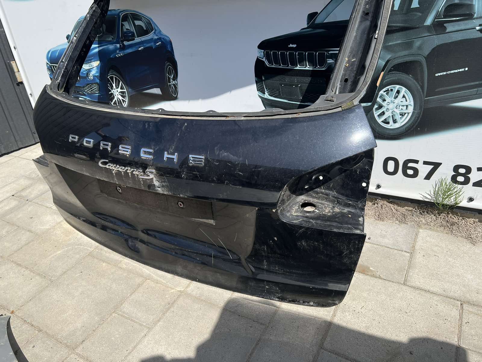 Ляда крышка багажника Porsche Cayenne S Opel Astra BMW X3 Citroen C4