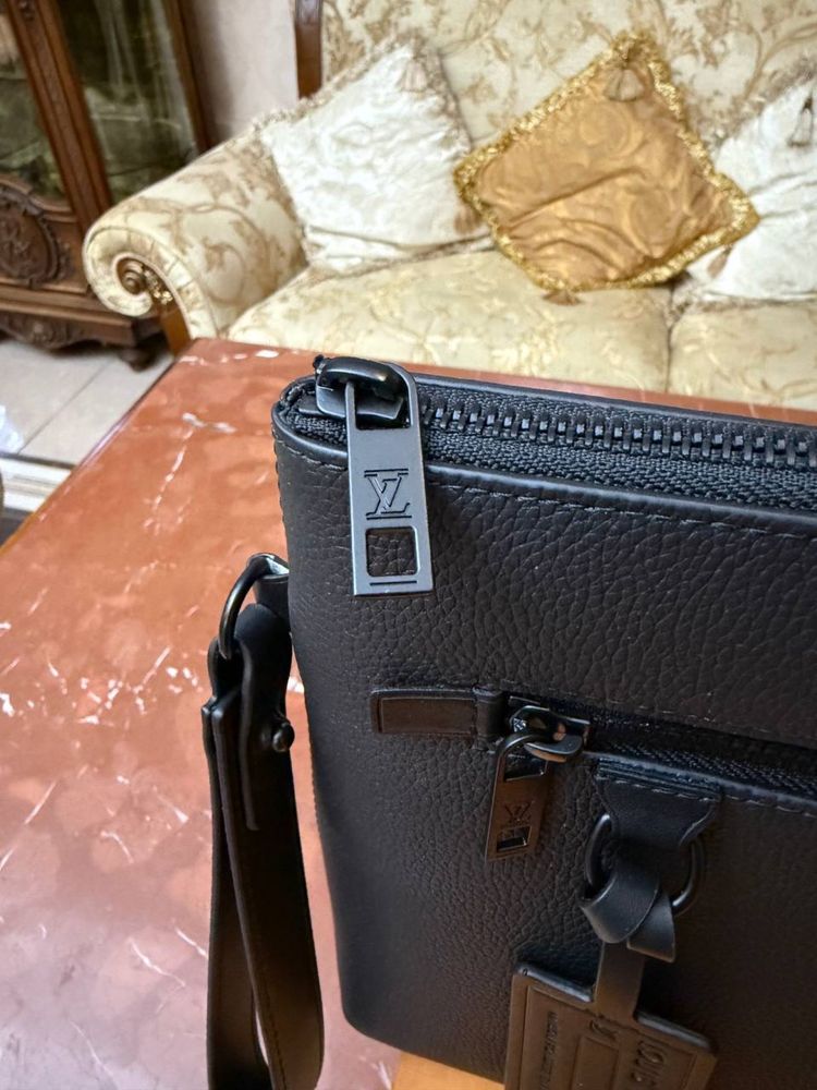 Клатч чоловічий LV
