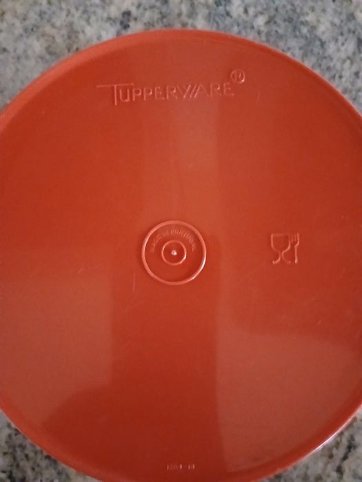Caixa Tupperware Redonda