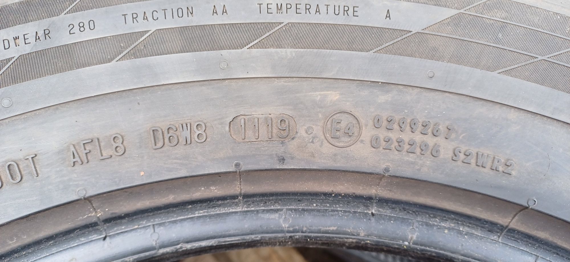 275/50R19 Y XL CONTINENTAL , dwie opony letnie używane.