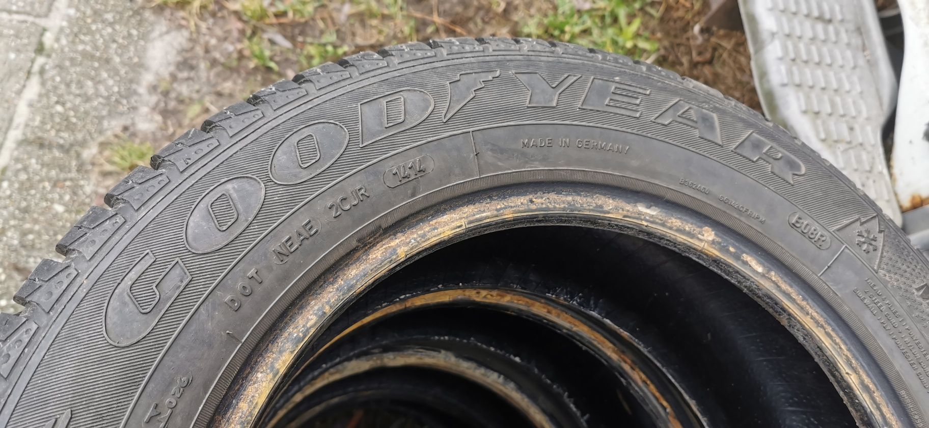 Opony zimowe 7mm 195/65/15 Goodyear ANFK