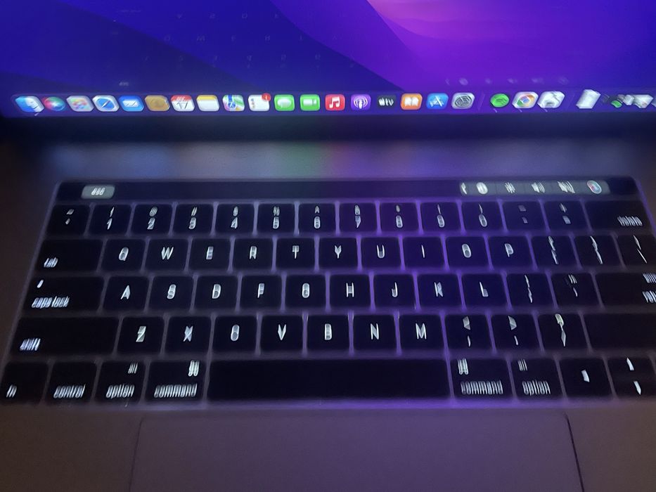 Macbook pro 2016 touchbar