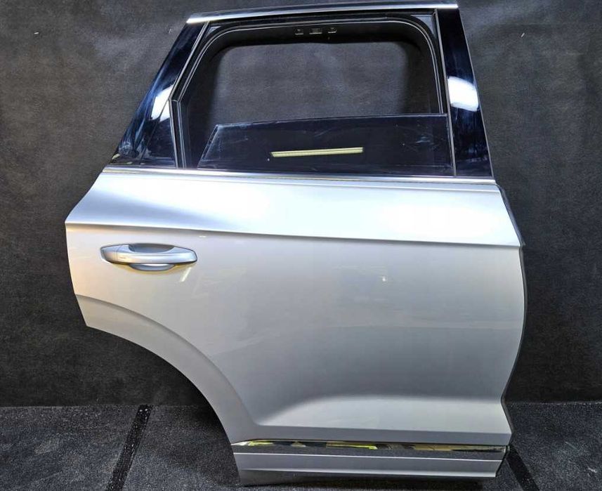 Touareg 3 туарег таурег CR Дверь передняя задняя левая правая в цвет