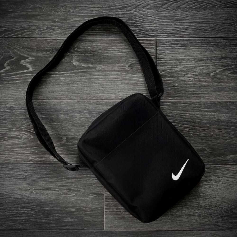 Nike чорна барсетка