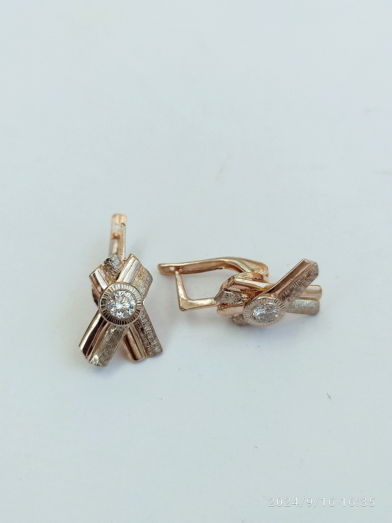 Серьги золотые  сережки