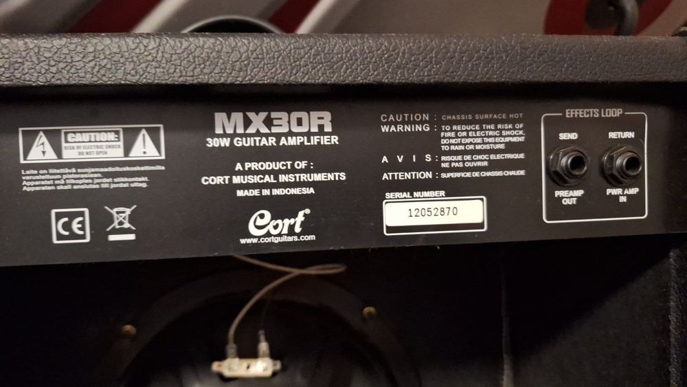 Cort mx30  комбо усилитель, metal muff