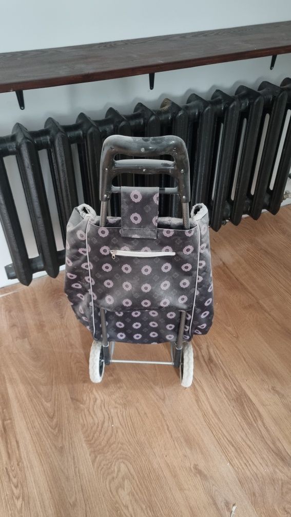 Wózek na zakupy x