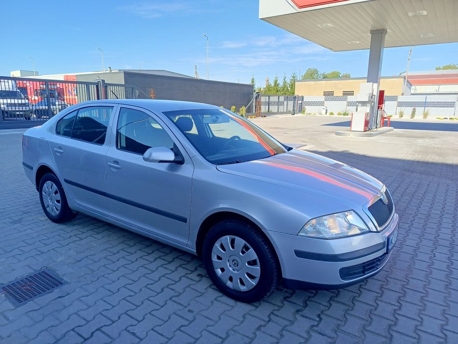 Skoda Octavia 1.6 benzyna elektryka klima