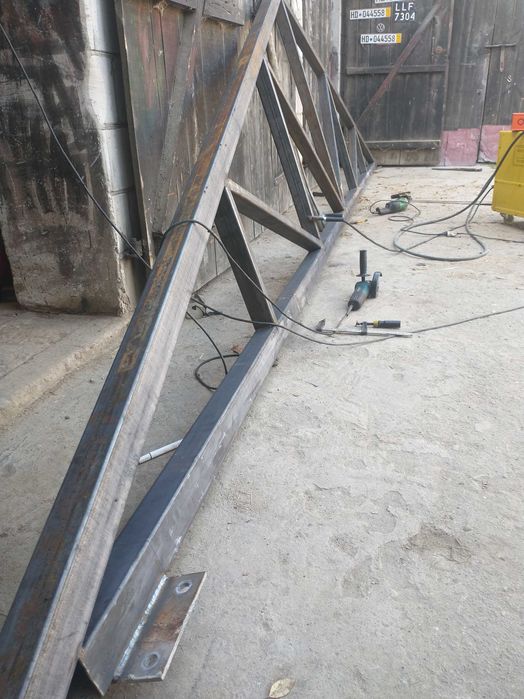 Bindry dachowe stalowe konstrukcji wiata garaż