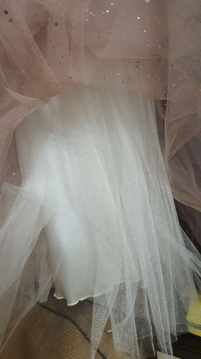 Платье на девочку, бальное платье