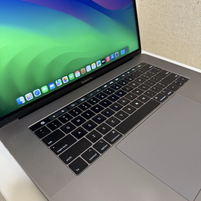 MacBook Pro 15 2019 i7 32Gb 512Gb