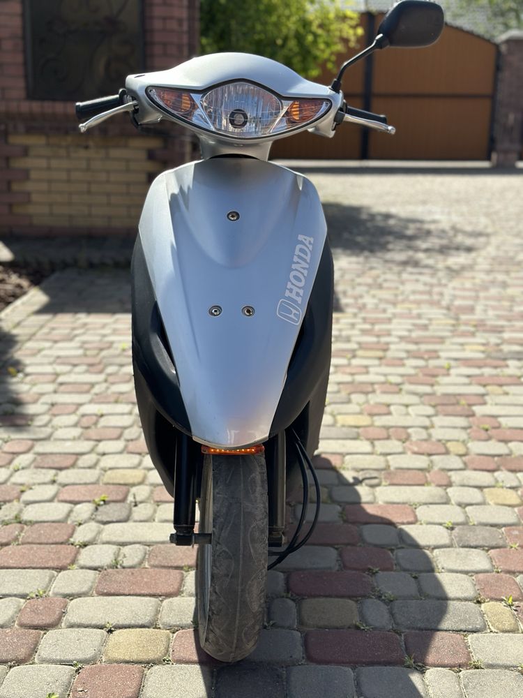 Honda DIO AF 56.