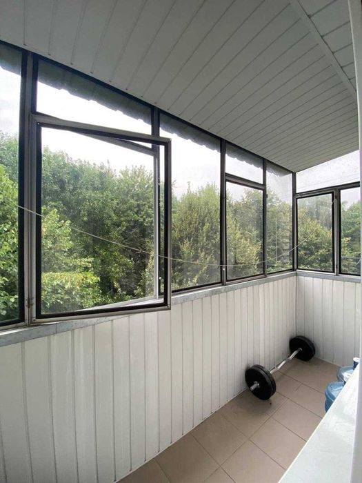 Оренда однокімнатної квартири на вул. Максимовича