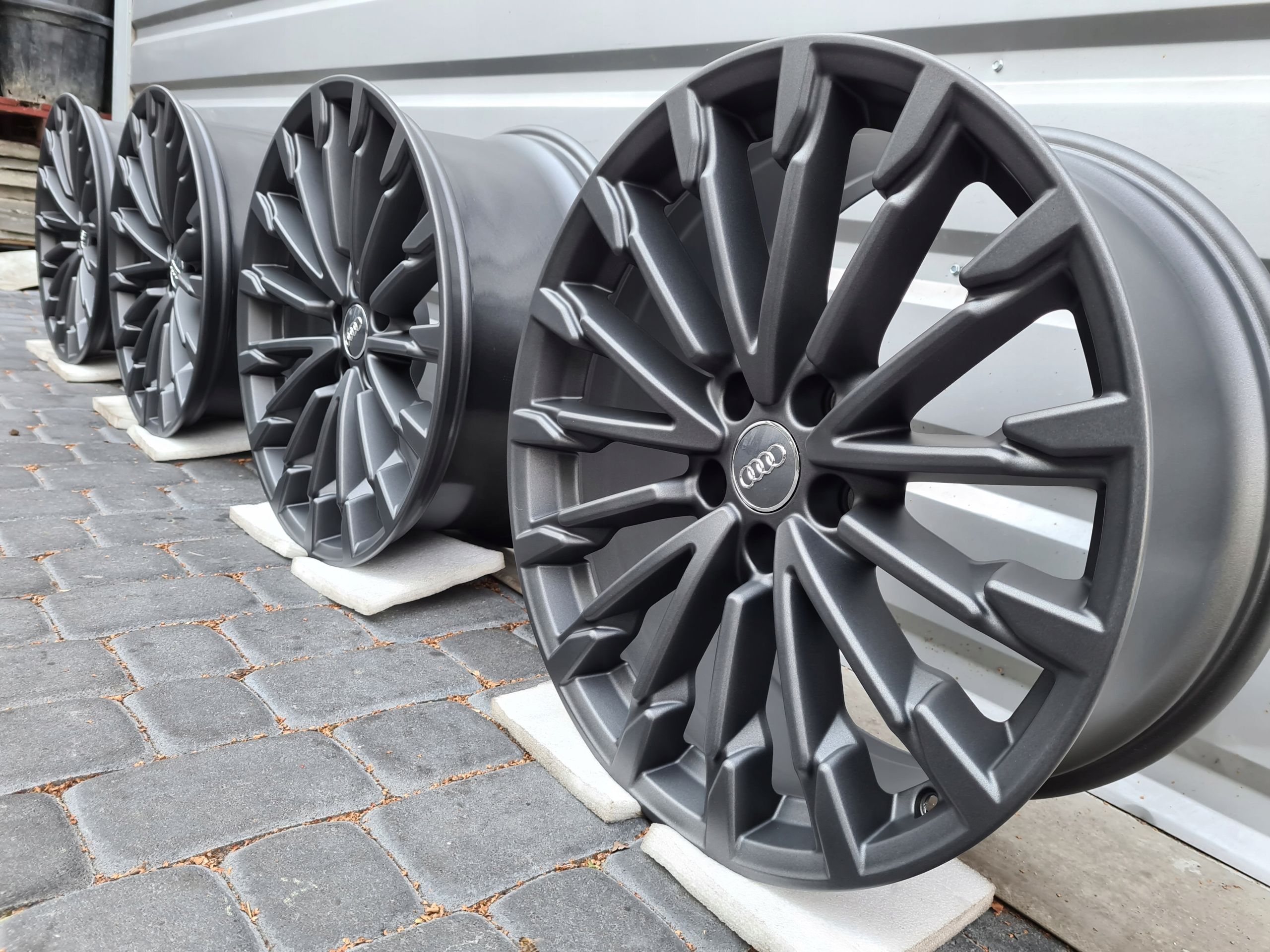 Oryginalne Felgi Audi 19 A4 A5 A6 A7 A8 Q3 Q5 Q7
