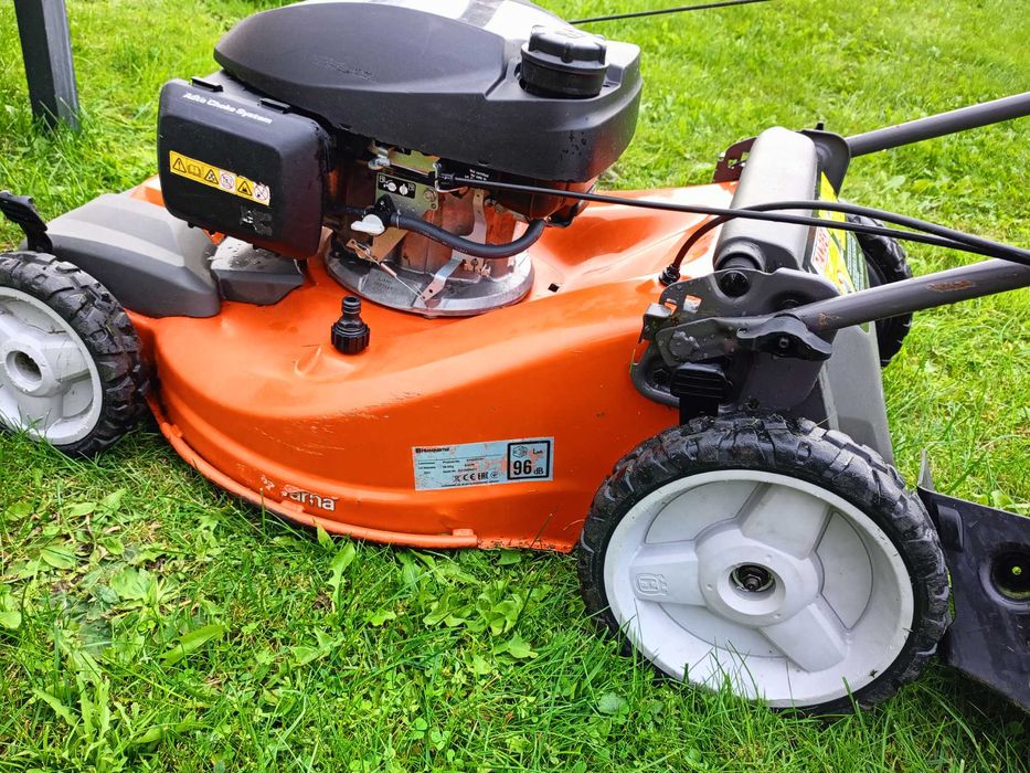 Kosiarka Husqvarna LC 353