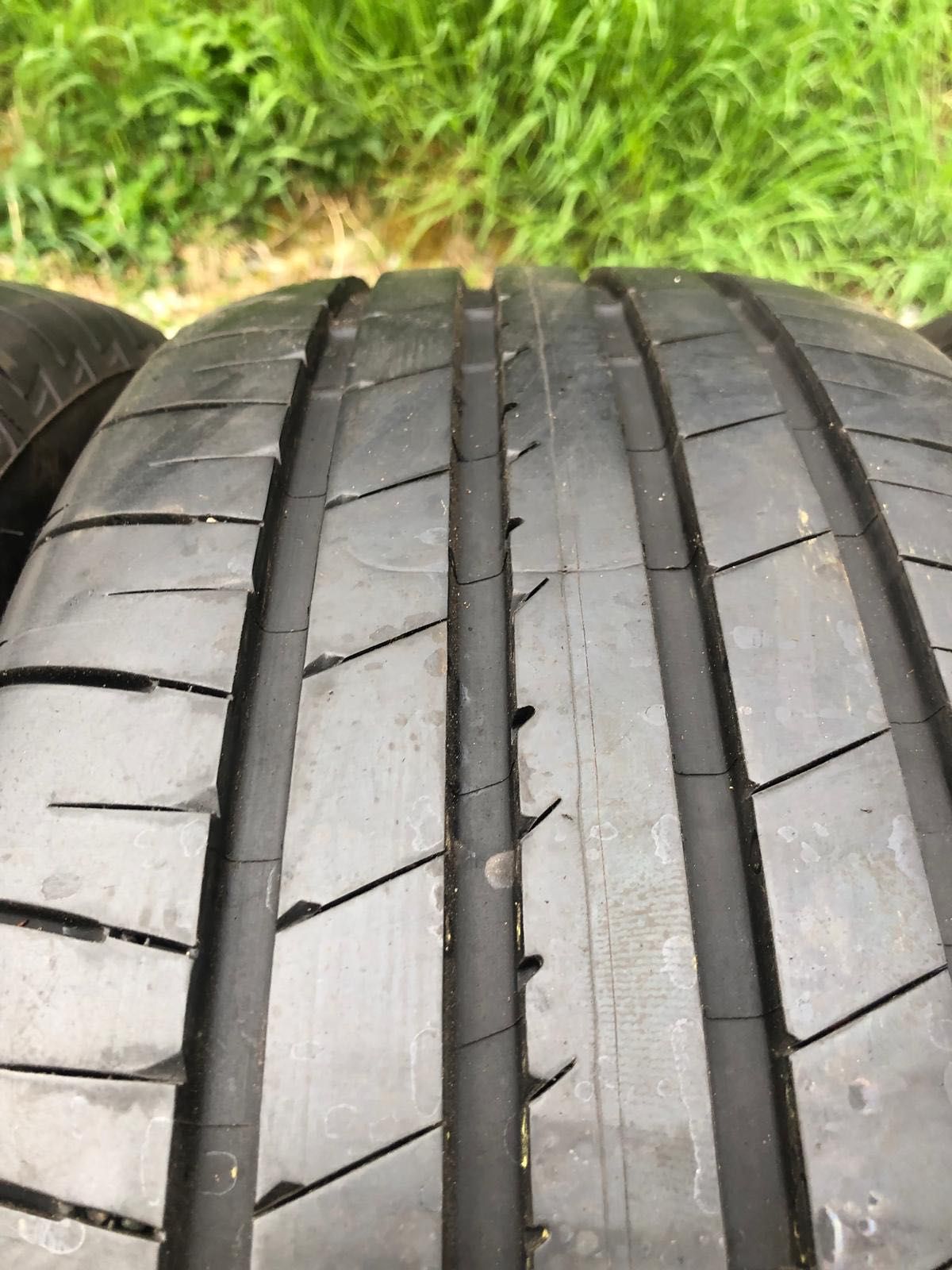Opony Bridgestone 215/55r18 idealne 23r.