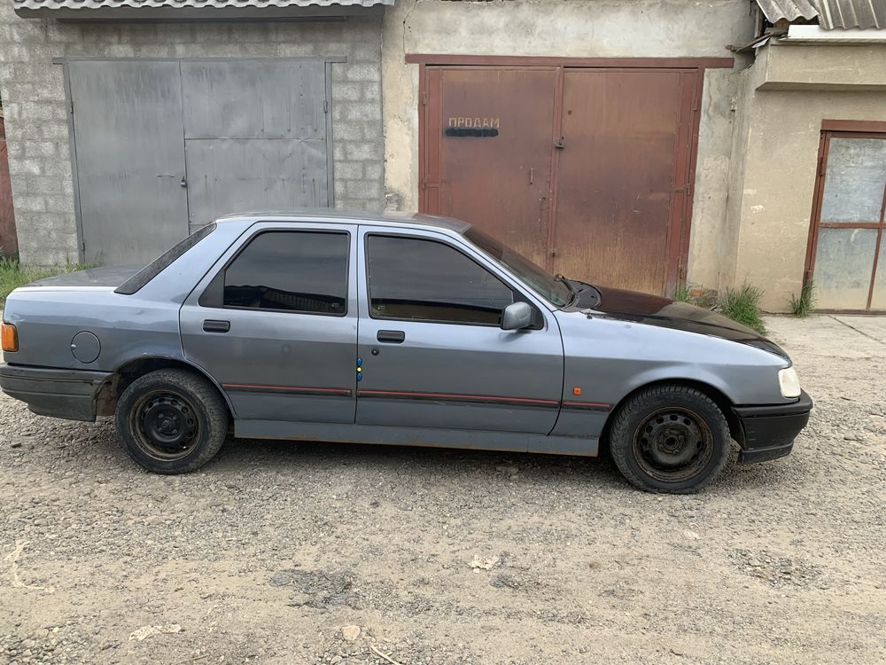 Ford Sierra 2.0 можливий обмін