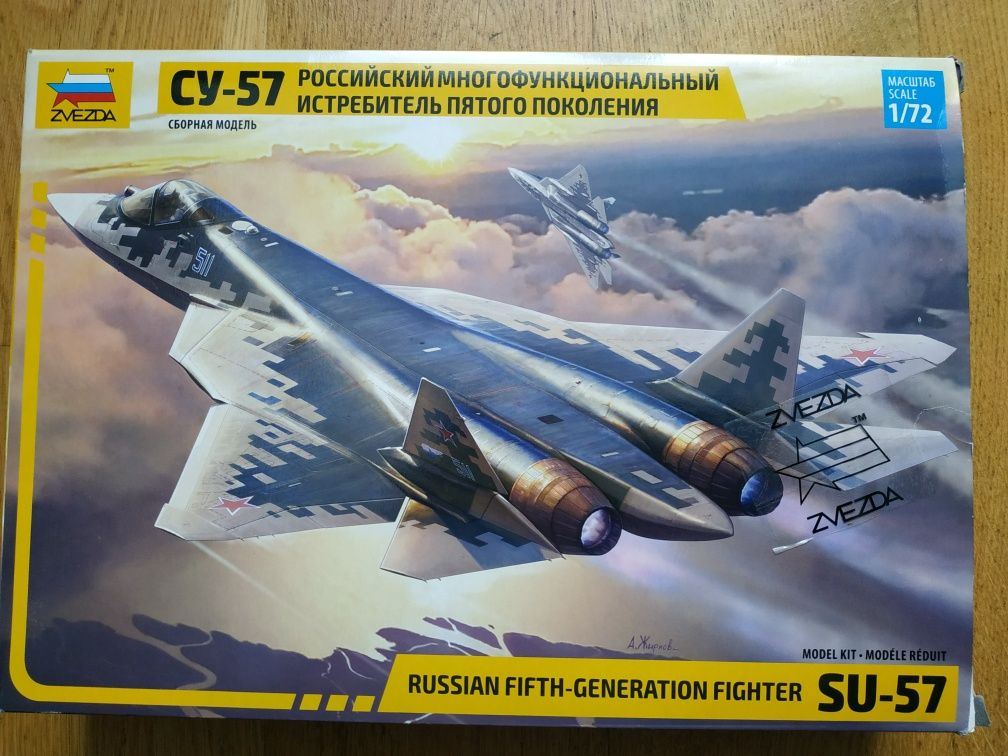 Su-57 model 1/72 scale Zvezda nowe