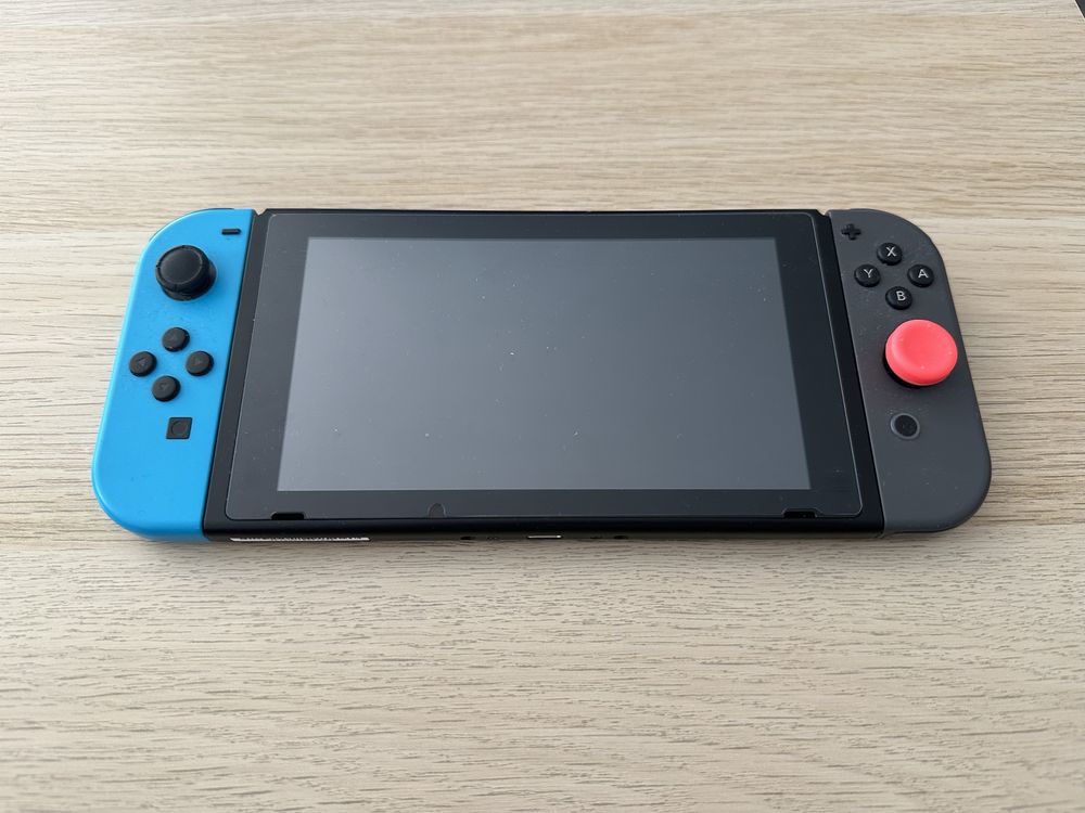 Nintendo Switch - prawie nieuzywane