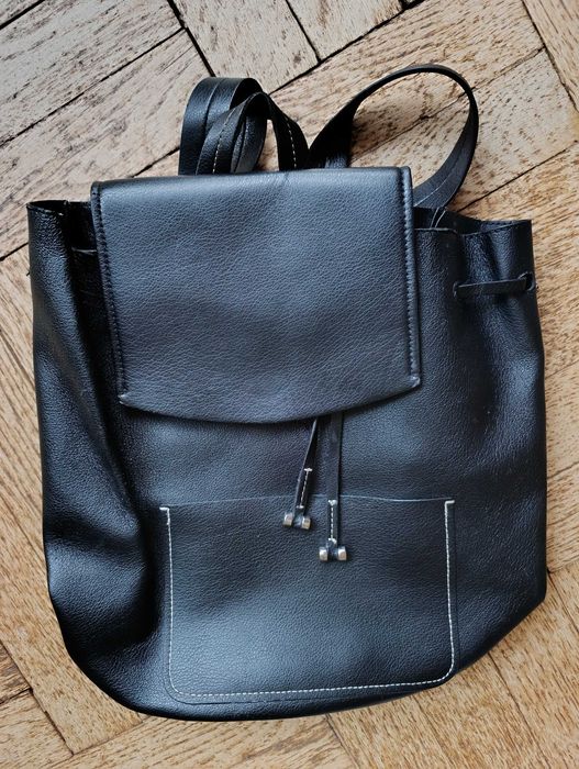 Zara plecak damski elegancki z klipsem ta na sznurkach,czarny