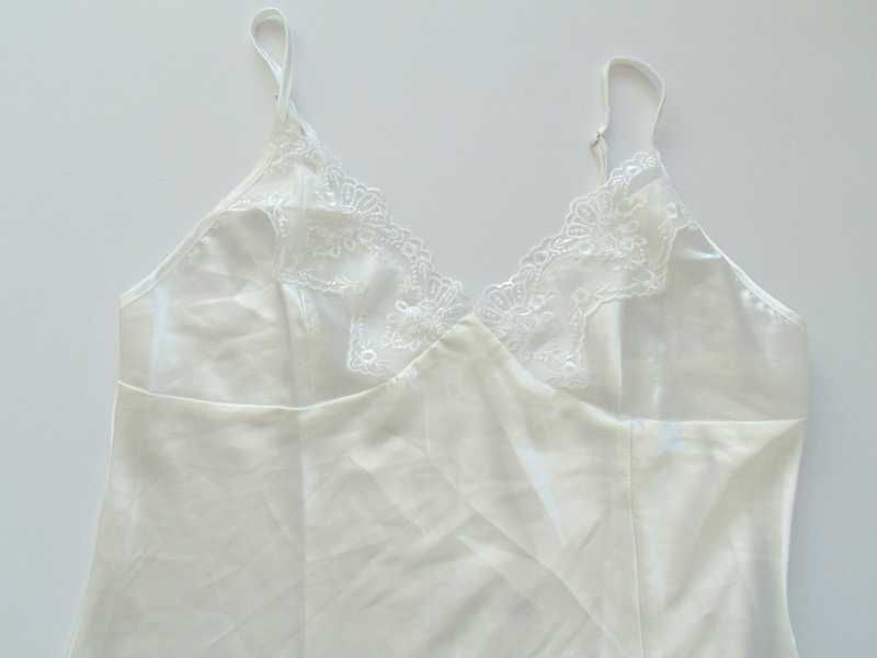 Biała nowa koszula nocna na wąskich ramiączkach L/XL