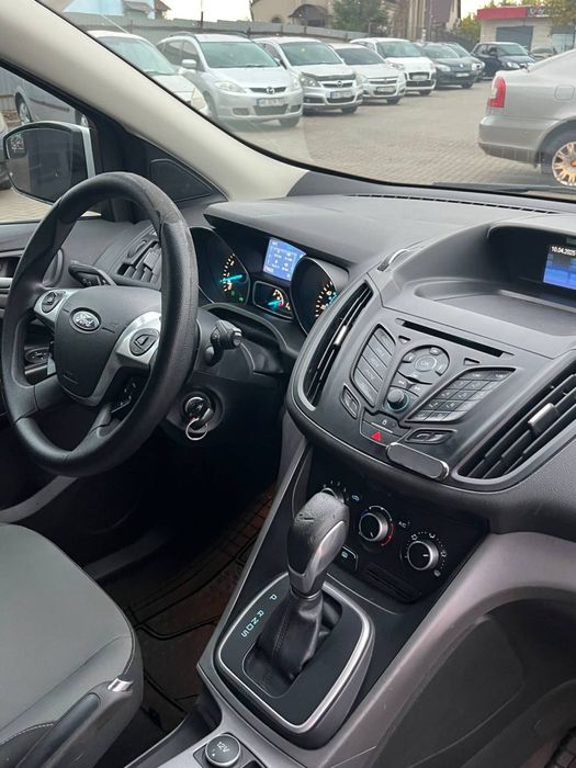 Ford Escape 2013 рік, AVTOMAT!