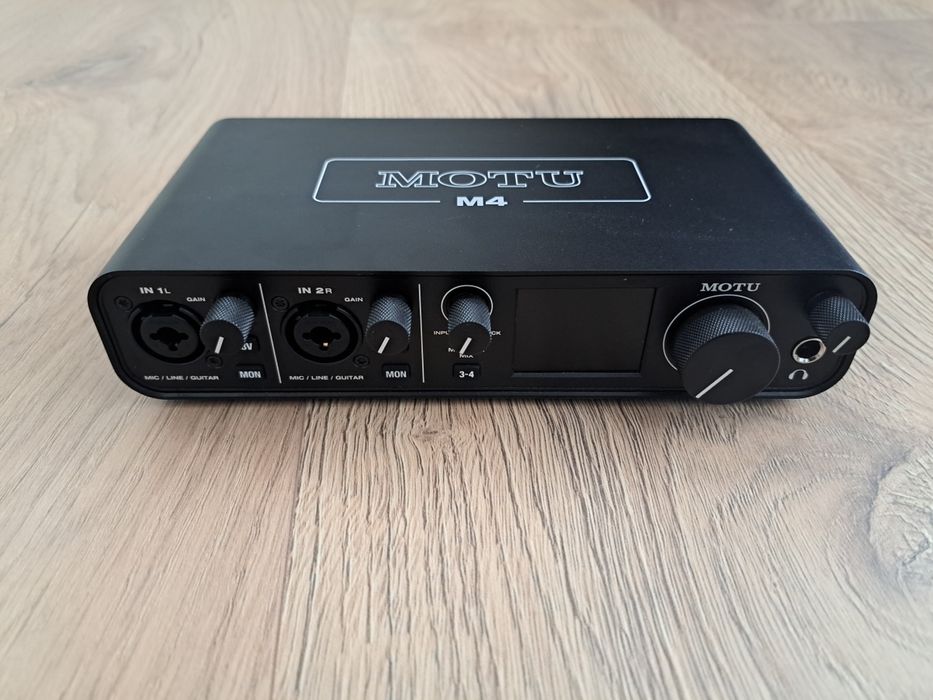 MOTU M4 Interface de áudio (Como Novo)