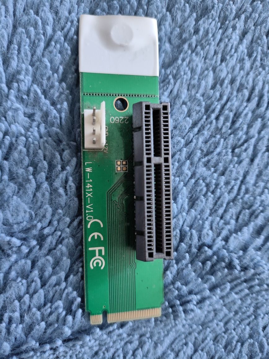 Адаптер PCI-E> SSD M.2 PCI-E x4 to M.2, Molex> 4Pin