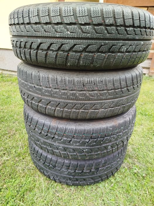 Felgi / opony zimowe Mazda 5   195/65 R15 91H Koła