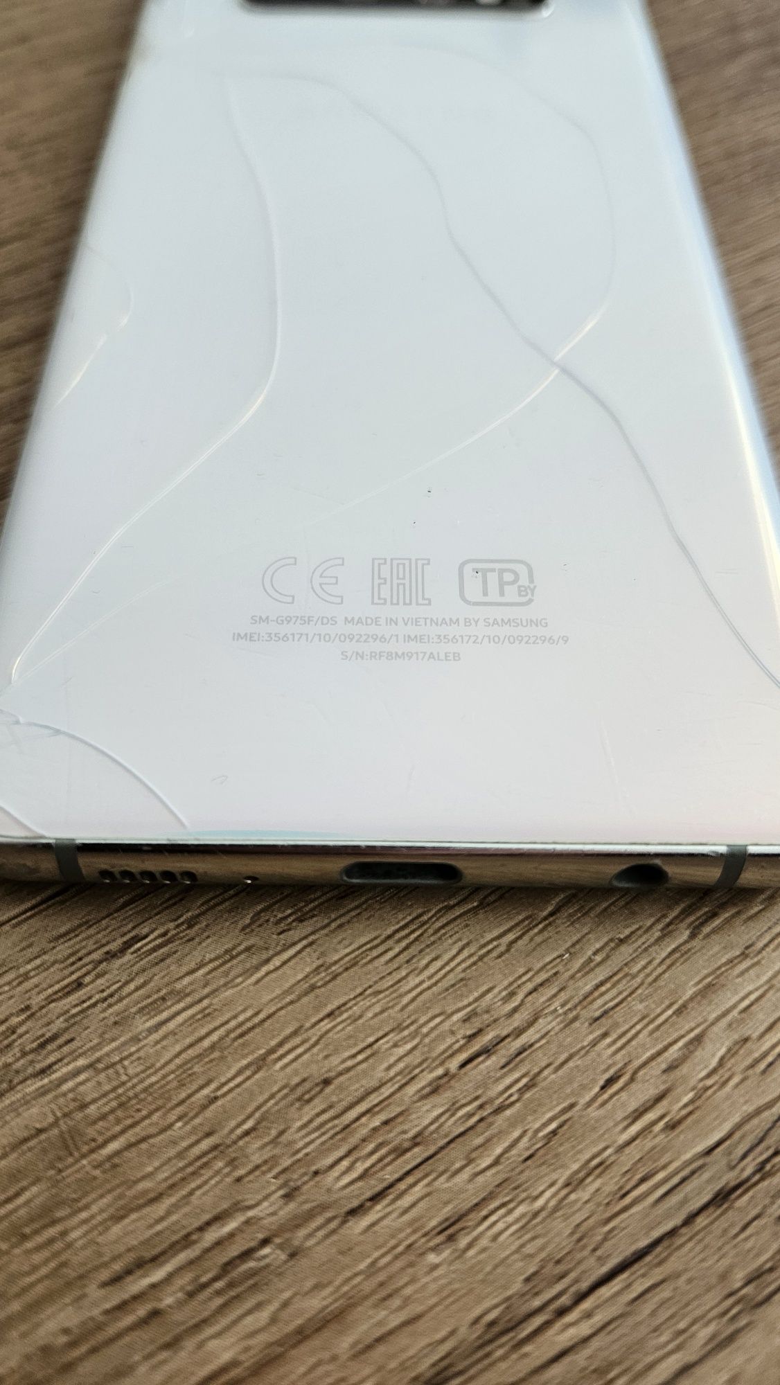 Робочий смартфон Samsung S10+