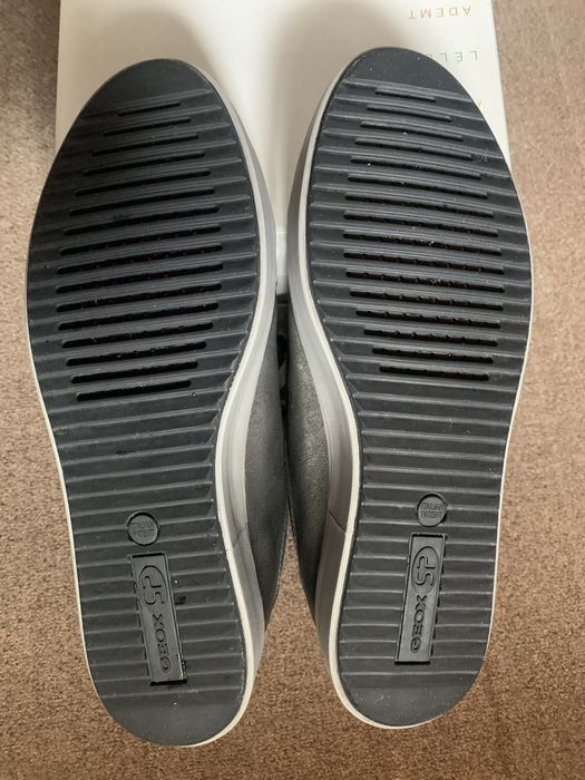 Шкіряні мокасини та кросівки 39 з led geox sp