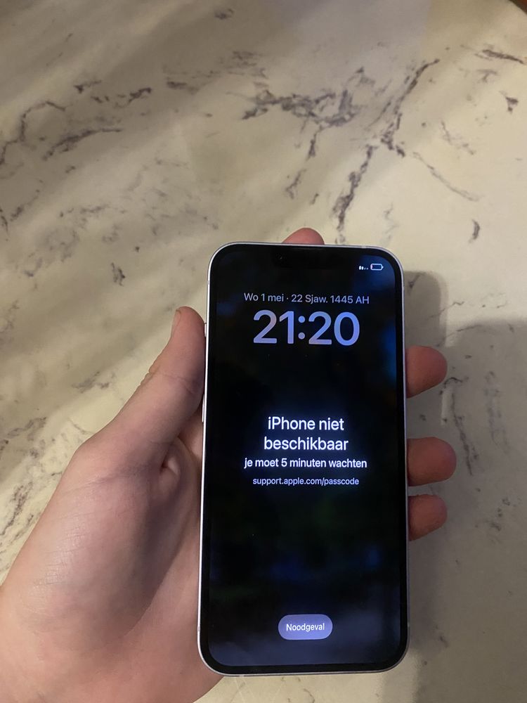 Iphone 14 icloud lock заблокований