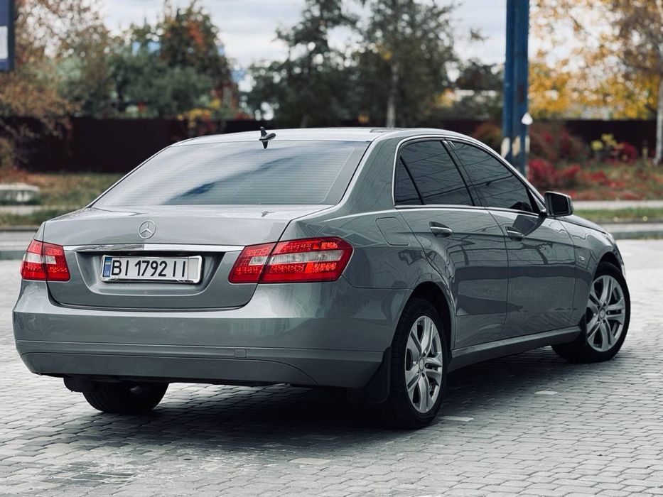 Продам Мерседес Е 220 CDI, автомат