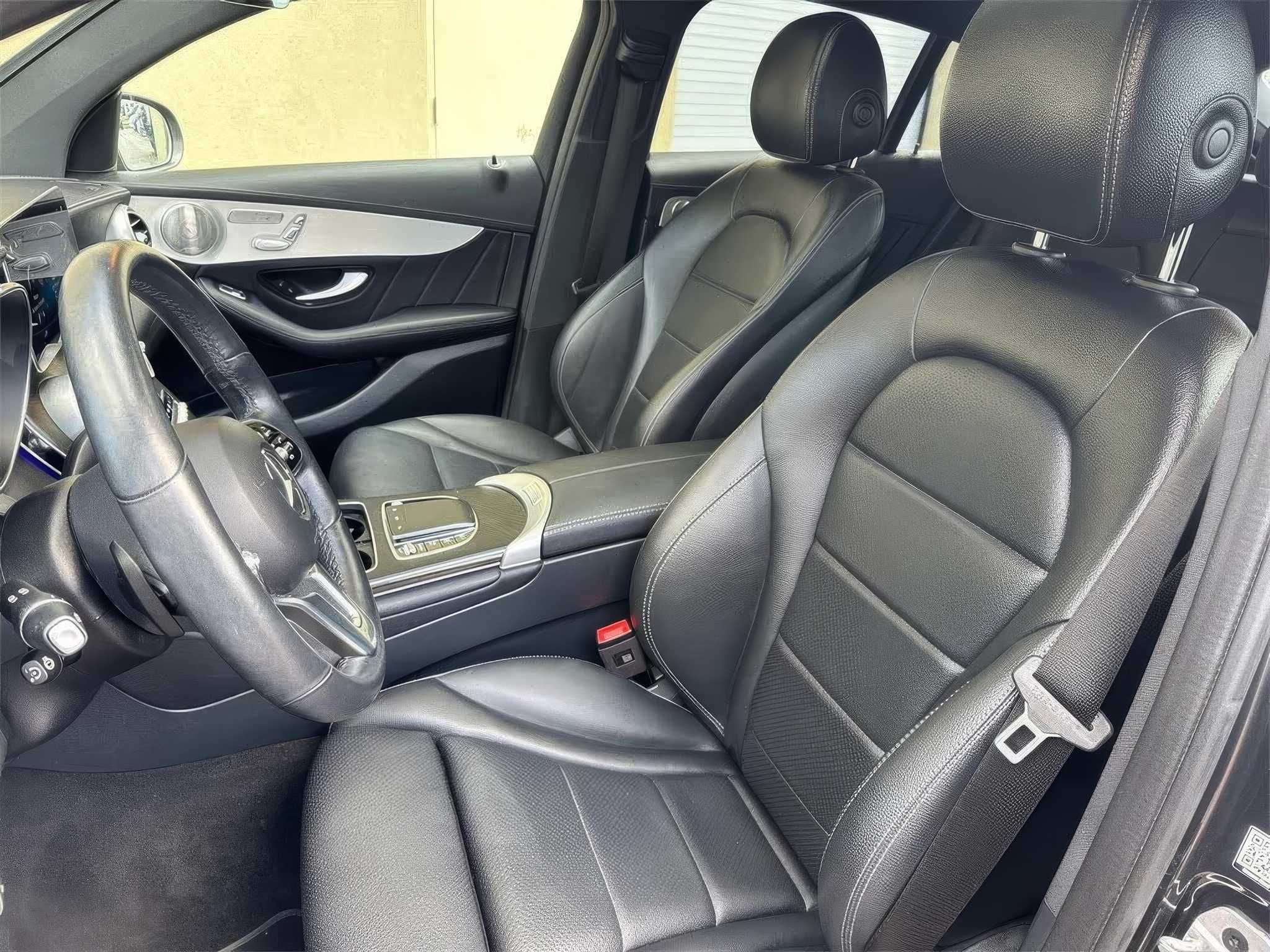 2023 Mercedes-Benz GLC 300 4MATIC