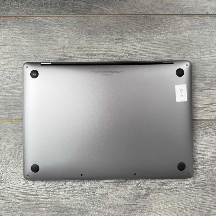 Ноутбук Apple MacBook Pro 13 2020 (M1 | 16Gb | 512Gb SSD | 8 GPU)