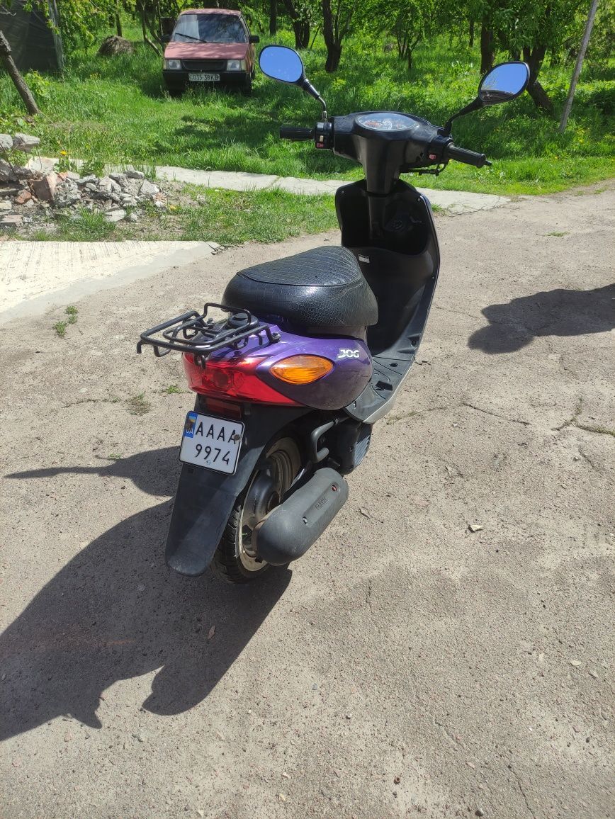 Ямаха Jog SA36.. з водяним охолодженням.