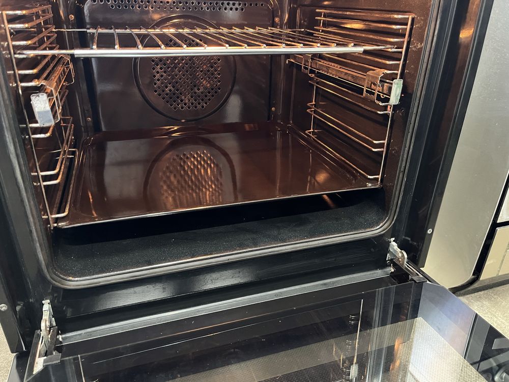 Kuchenka Amica indukcyjna 60cm |12msc |Dobry stan |Dowóz