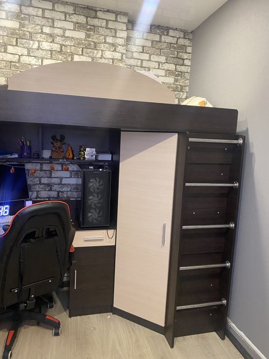 Продам кровать чердак