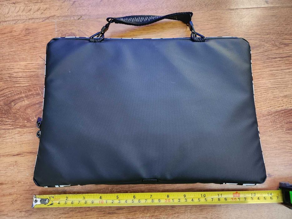 ORYGINALNE Etui torba na laptopa ASUS ROG Republic od Gamers