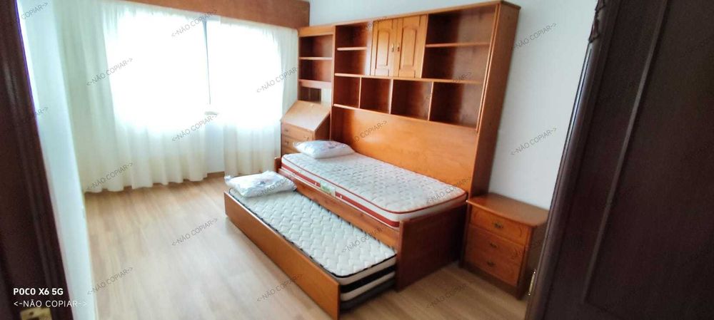 Arrenda-se T2 com sala