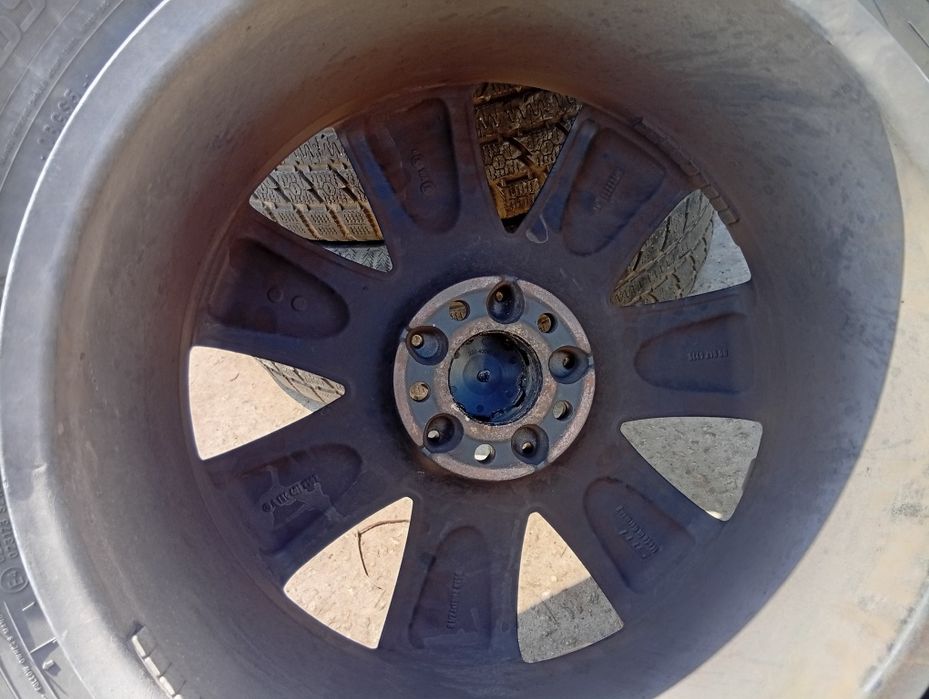 Продам диски с резиною б.у підходять на Мерседес GML и GMS диски в дуж