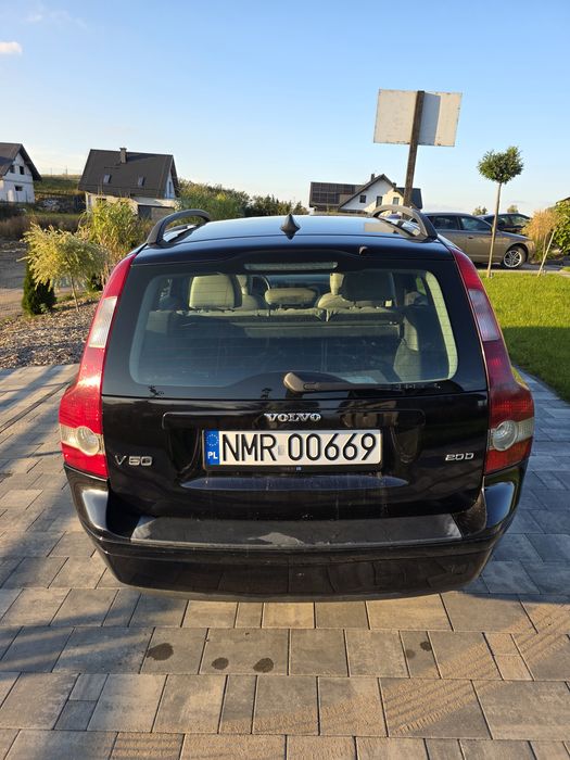 Volvo v50 2.0d 2005 rok